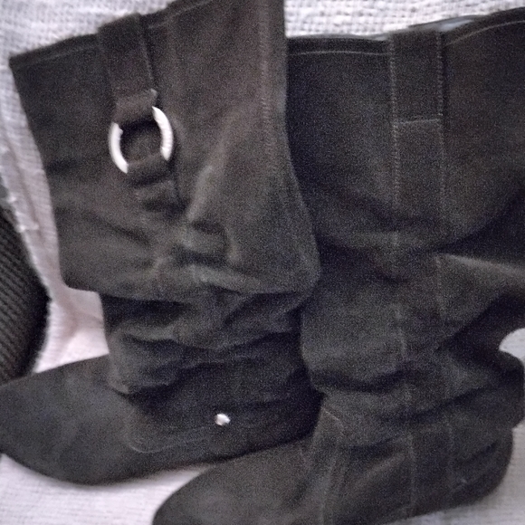 GUESS Chocolate Suede Boots - Picture 3 of 5